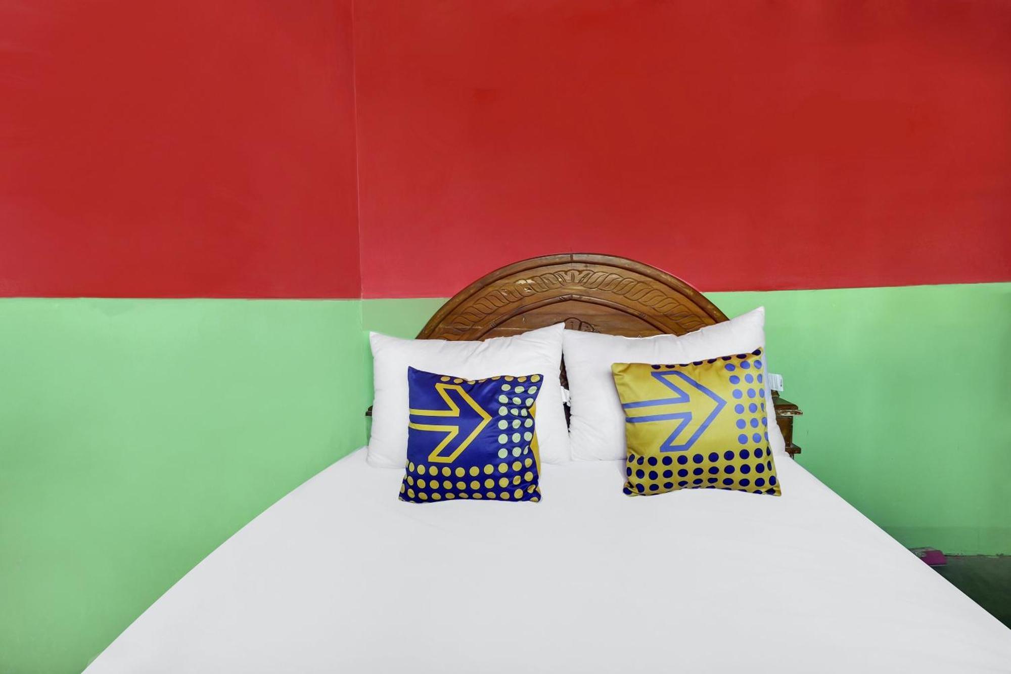Oyo Homes 90956 Desa Wisata Guranteng Pendjalu Εξωτερικό φωτογραφία