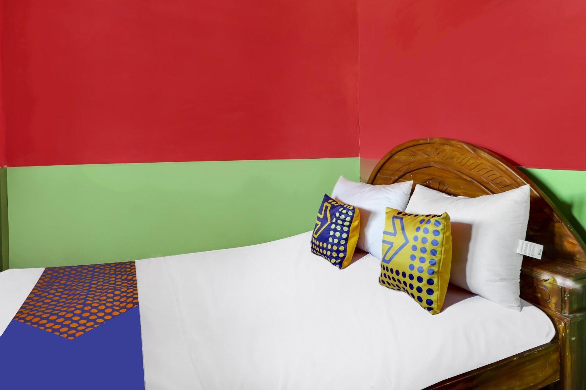Oyo Homes 90956 Desa Wisata Guranteng Pendjalu Εξωτερικό φωτογραφία