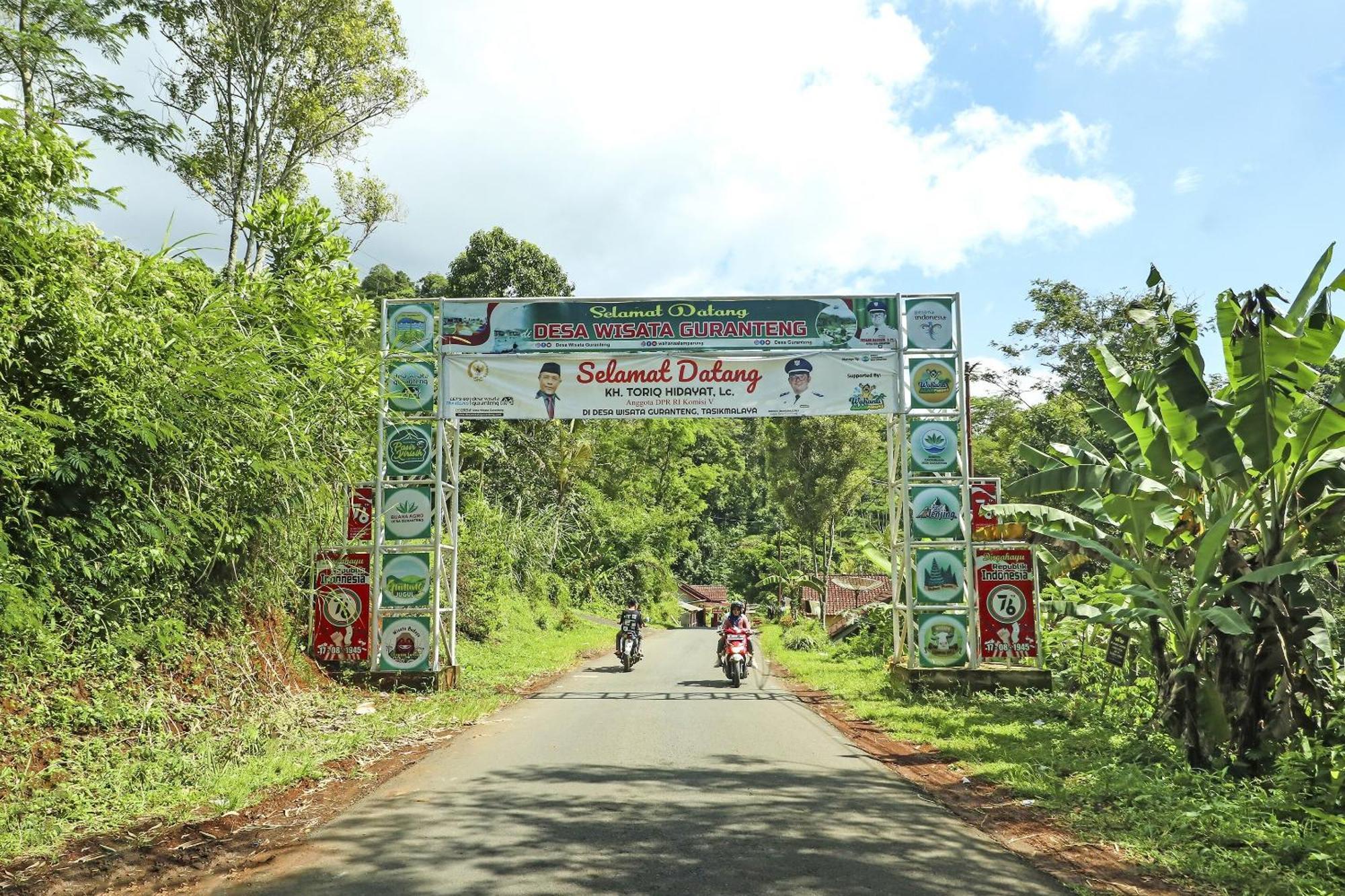 Oyo Homes 90956 Desa Wisata Guranteng Pendjalu Εξωτερικό φωτογραφία